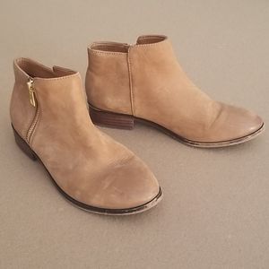 ALDO Booties in Tan